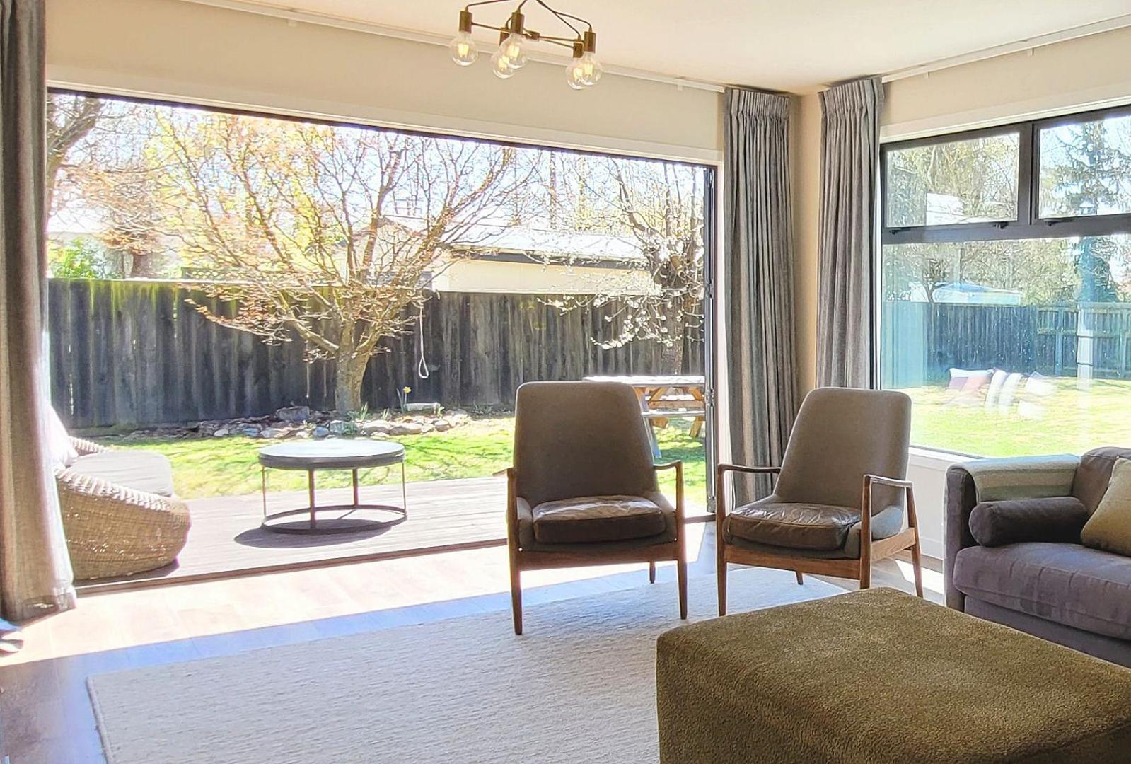 Villa Huxley Retreat Twizel Exterior foto